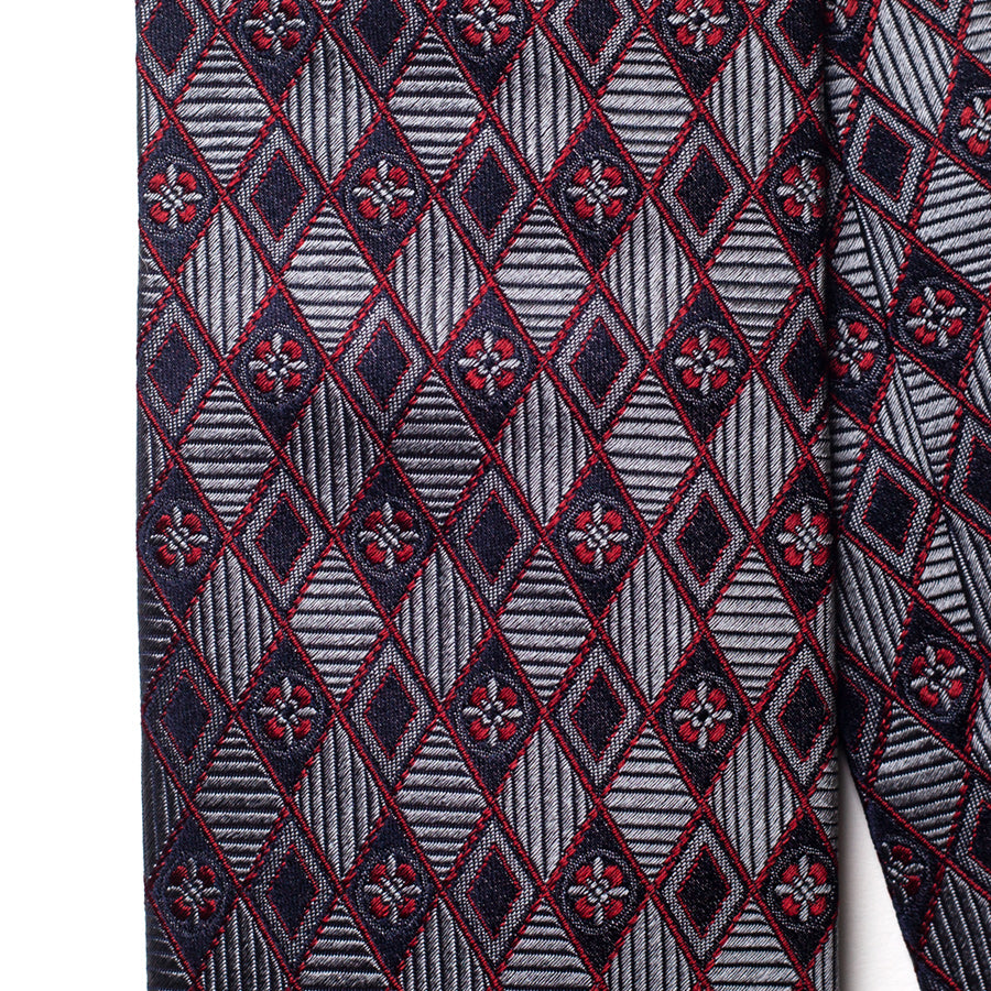 Burgundy and Silver Floral Diamond Silk Tie - pattern detail